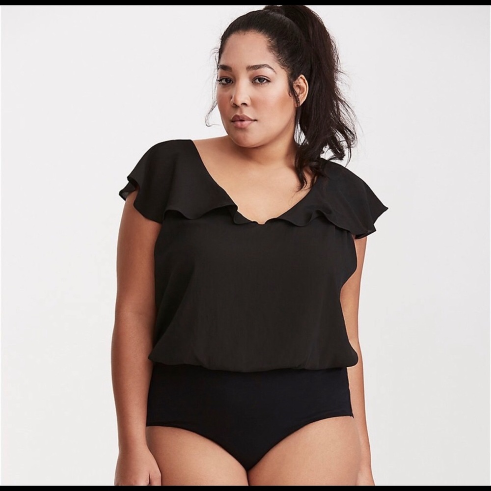 Torrid Black Bodysuit Flutter Sleeve Sz 3